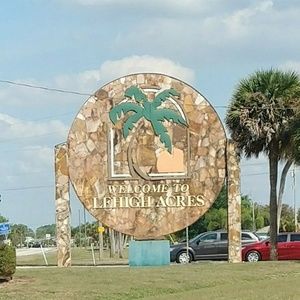 Meet your Posher, Phylicia